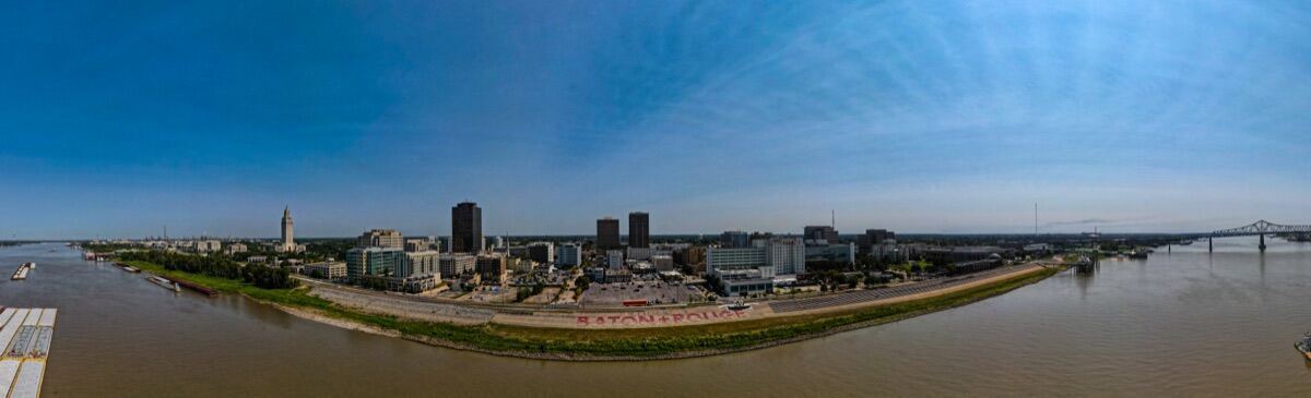 Baton Rouge, Louisiana skyline and riverfront panorama